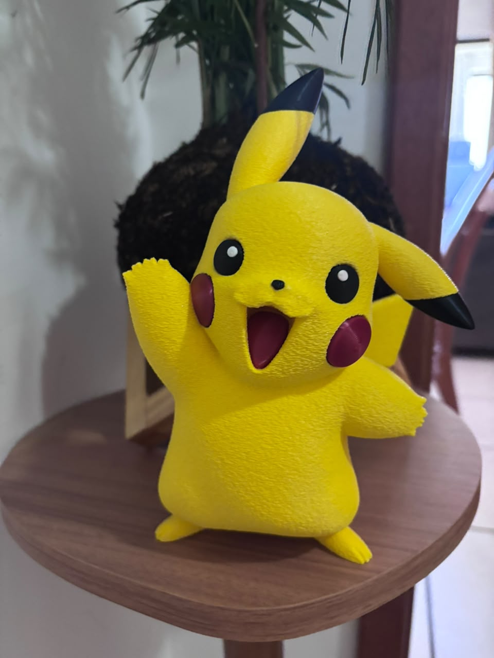 Action figure do Pikachu impressa em 3D — clique para ver mais fotos