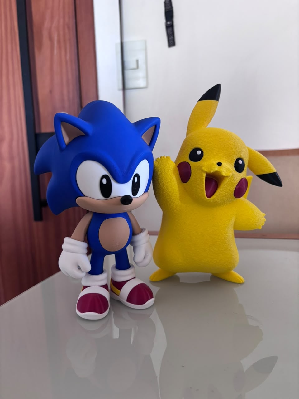Action figures do Sonic e do Pikachu impressas em 3D — clique para ver mais fotos